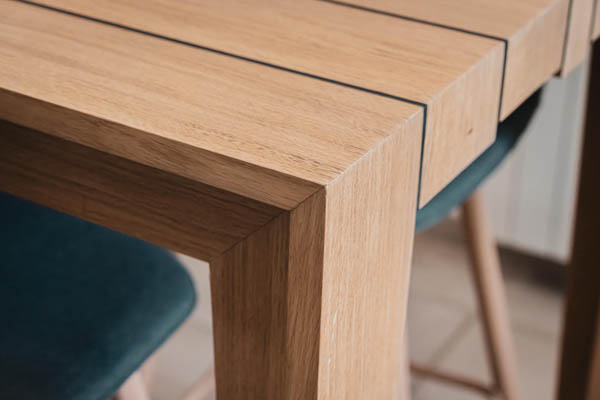 Table haute chêne